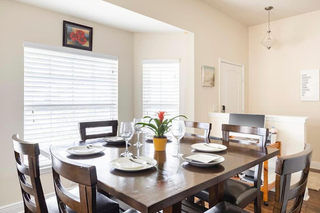 Hidden Gem Hideaway Homely West Melbourne Exterior foto